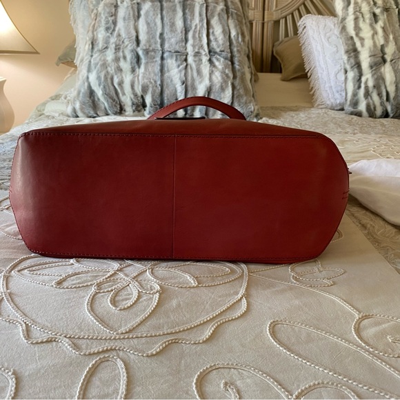 Frye Bordeaux Color Leather Tote/Handbag - Picture 5 of 16